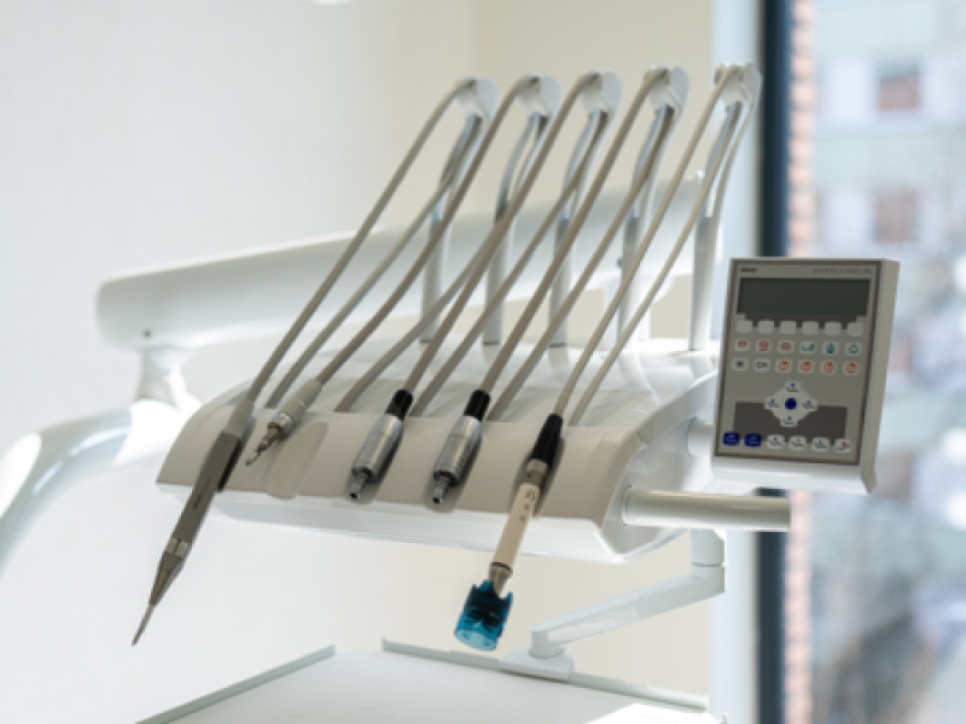 Hledáme dentální hygienistku v Písku - DENT MEDICO Hledáme dentální hygienistku v Písku - DENT MEDICO